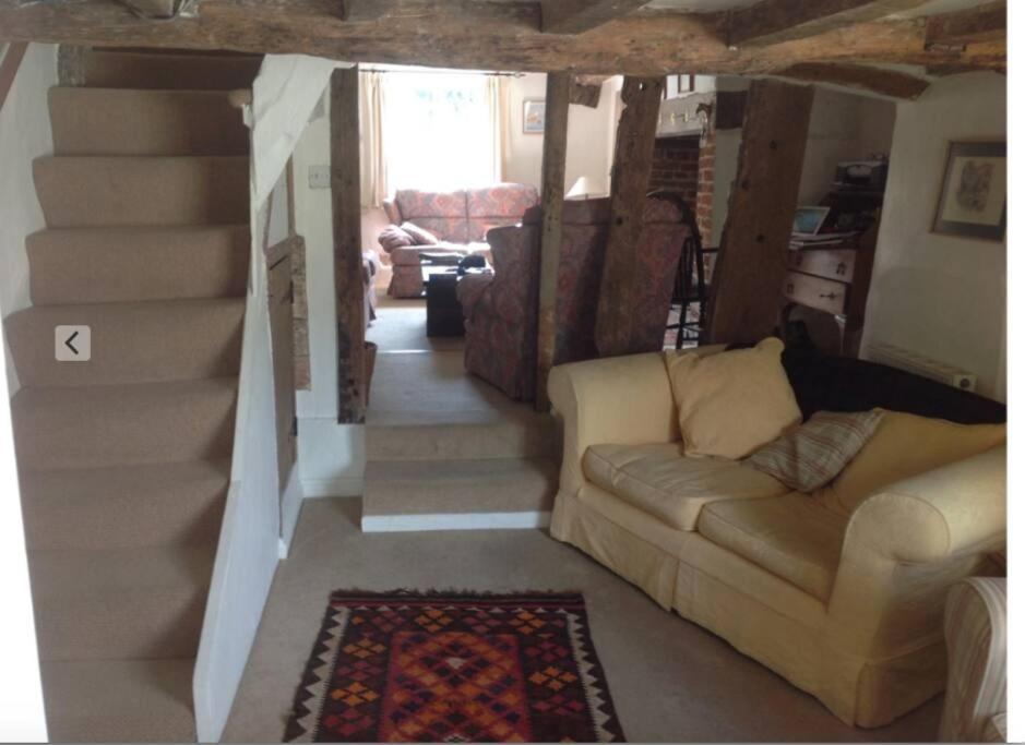 Acacia Cottage Халстед Екстериор снимка